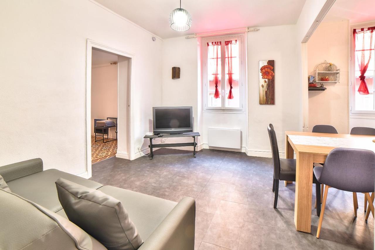 Appartement Dans Le Vieux نيس المظهر الخارجي الصورة